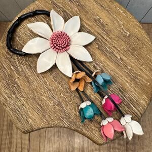 Flower Genuine Leather White Pink Blue Bag Charm Daisy Flower Crossbody Flair